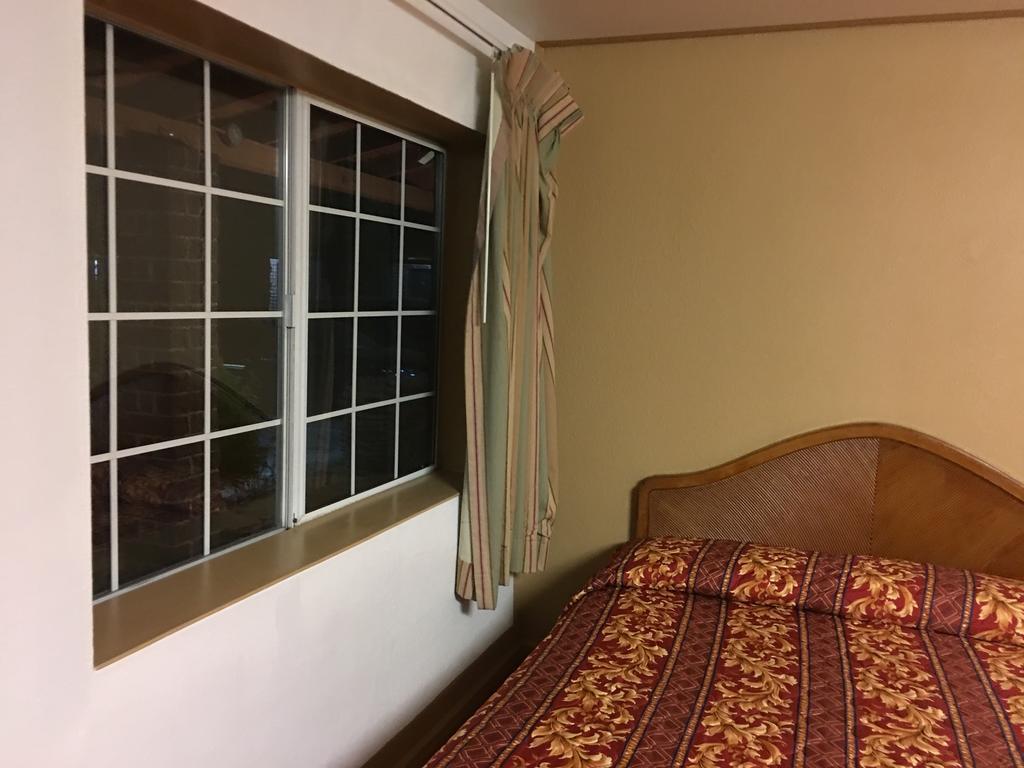 Tri-State Inn Kingman Esterno foto